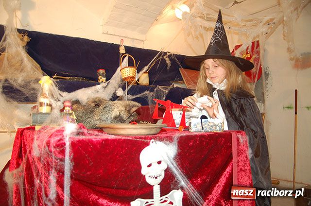 Zdjęcie w galerii na portalu naszraciborz.pl: Zagubieni w przyszłości wiadomości z regionu