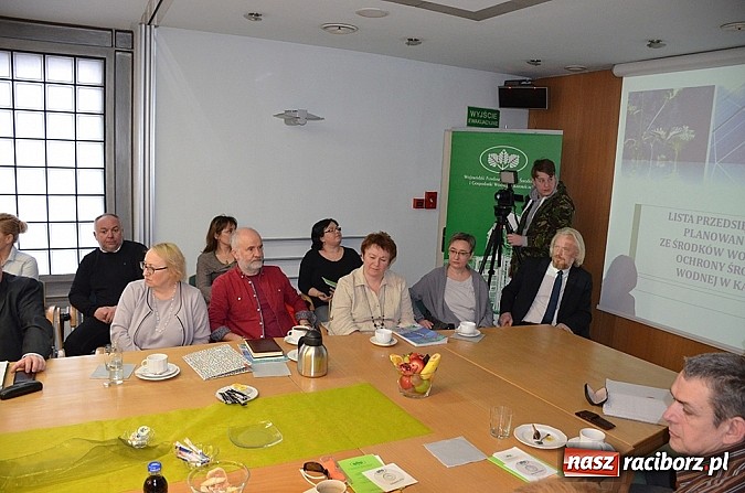 Zdjęcie w galerii na portalu naszraciborz.pl:  Przedstawiciele organizacji pozarządowych w Funduszu  wiadomości z regionu