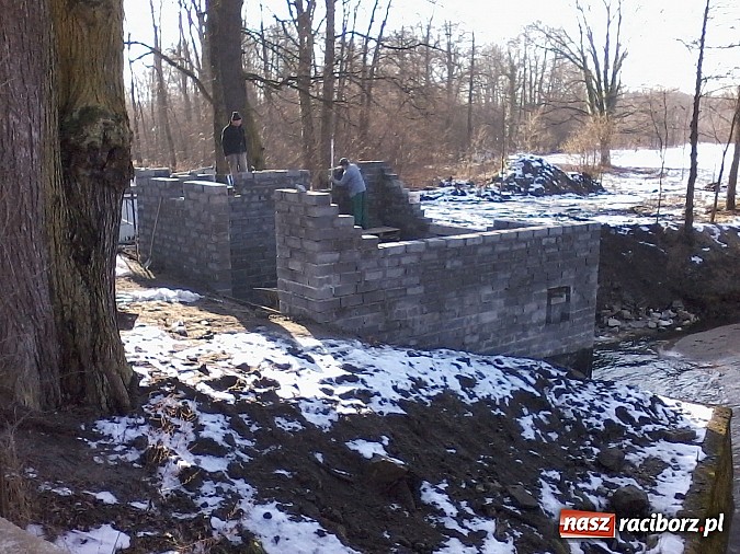 Zdjęcie w galerii na portalu naszraciborz.pl: Urzędnicy patrzyli jak rolnik na żyrafę. A jednak wkrótce ruszy - pierwsza elektrownia wodna w powiecie raciborskim wiadomości z regionu