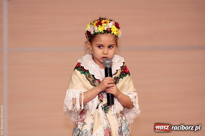 Zdjęcie w galerii na portalu naszraciborz.pl: Śląsko godka od najmłodszych lat w Tworkowie  wiadomości z regionu