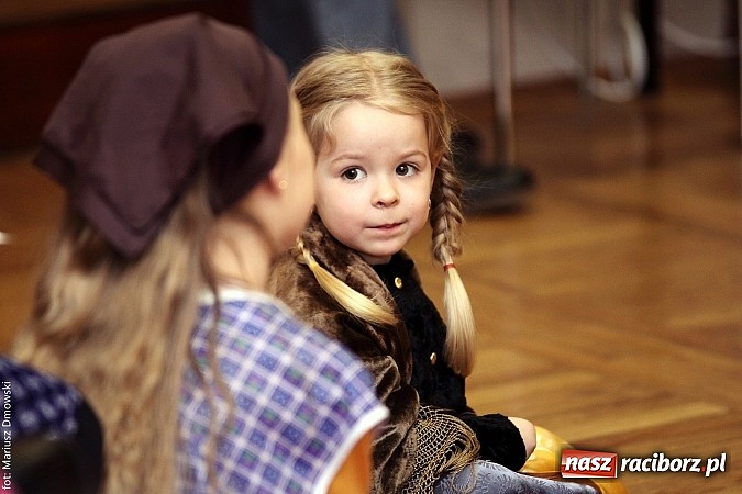 Zdjęcie w galerii na portalu naszraciborz.pl: Śląsko godka od najmłodszych lat w Tworkowie  wiadomości z regionu