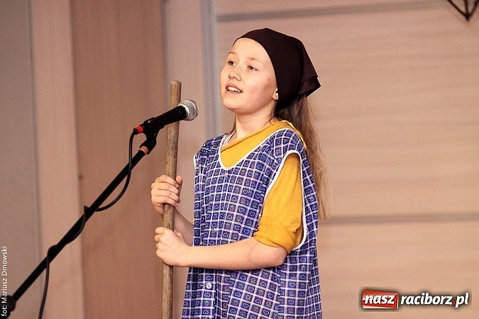 Zdjęcie w galerii na portalu naszraciborz.pl: Śląsko godka od najmłodszych lat w Tworkowie  wiadomości z regionu