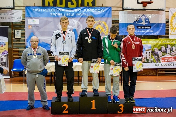 Zdjęcie w galerii na portalu naszraciborz.pl: Cztery medale dla Dębu Brzeźnica wiadomości z regionu