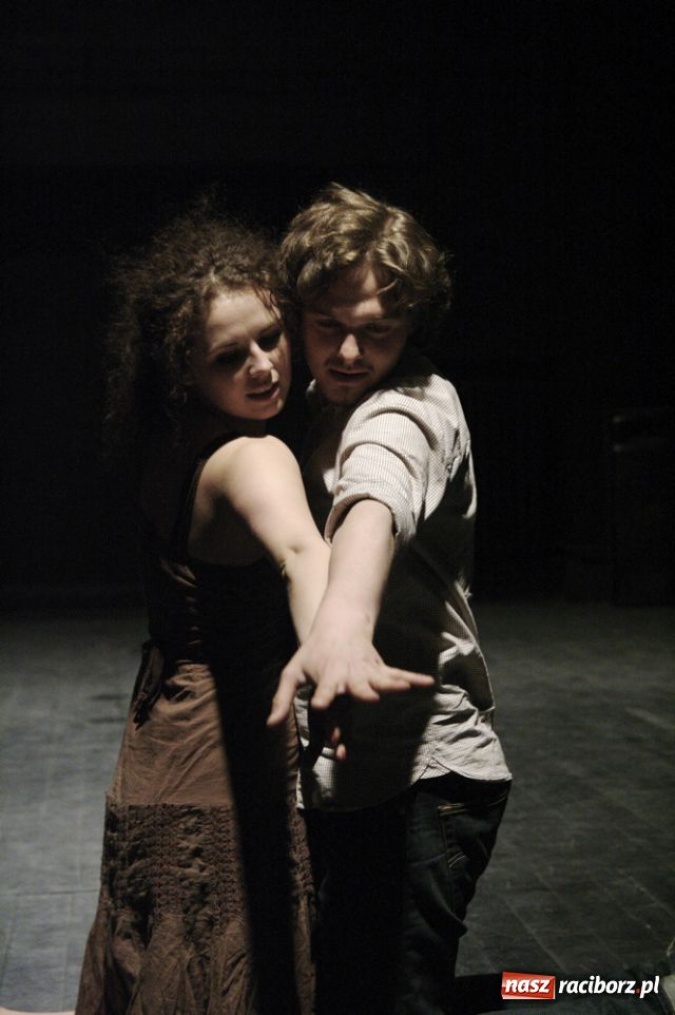 Zdjęcie w galerii na portalu naszraciborz.pl: Debiut raciborzanki na łódzkiej scenie wiadomości z regionu