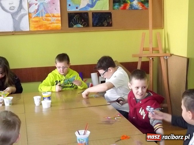 Zdjęcie w galerii na portalu naszraciborz.pl: Warsztaty dla najmłodszych uczniów w MDK  wiadomości z regionu