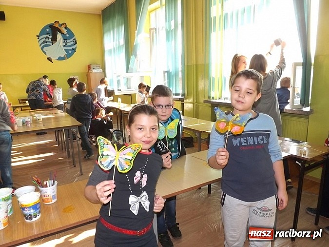 Zdjęcie w galerii na portalu naszraciborz.pl: Warsztaty dla najmłodszych uczniów w MDK  wiadomości z regionu