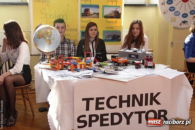 Zdjęcie w galerii na portalu naszraciborz.pl: Wagary z Ekonomikiem, czyli warsztaty na powitanie wiosny  wiadomości z regionu