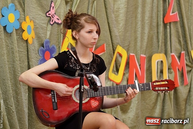 Zdjęcie w galerii na portalu naszraciborz.pl: Wagary z Ekonomikiem, czyli warsztaty na powitanie wiosny  wiadomości z regionu