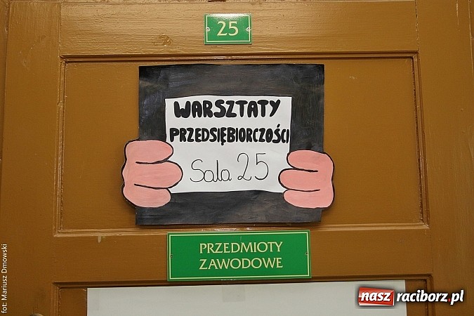 Zdjęcie w galerii na portalu naszraciborz.pl: Wagary z Ekonomikiem, czyli warsztaty na powitanie wiosny  wiadomości z regionu