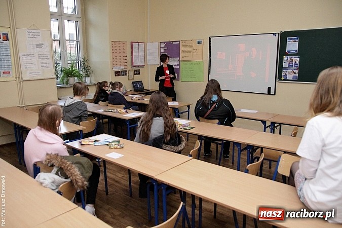 Zdjęcie w galerii na portalu naszraciborz.pl: Wagary z Ekonomikiem, czyli warsztaty na powitanie wiosny  wiadomości z regionu