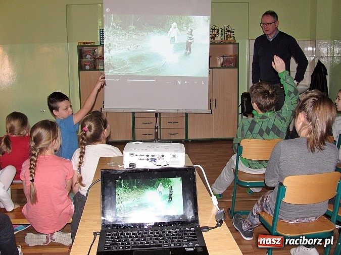 Zdjęcie w galerii na portalu naszraciborz.pl: Dzieci z SP 15 dowiedziały się wszystkiego o bezpiecznym korzystaniu z prądu wiadomości z regionu