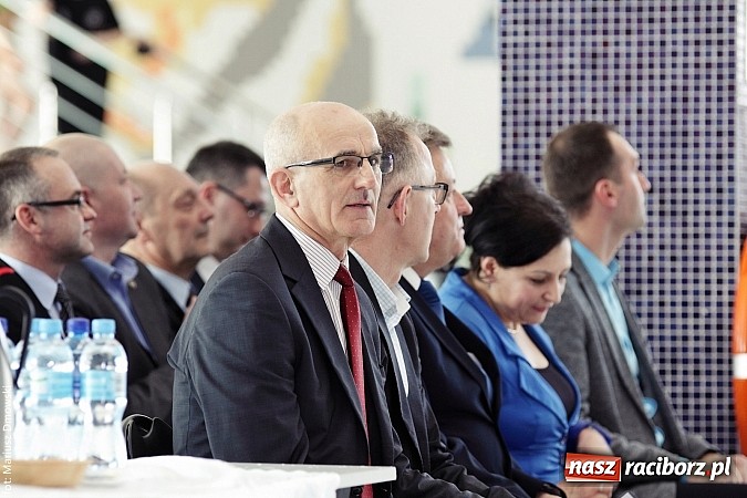 Zdjęcie w galerii na portalu naszraciborz.pl: Pływanie. Zarembik, Bubak i Lesik z brązem w mistrzostwach szkół sportowych wiadomości z regionu