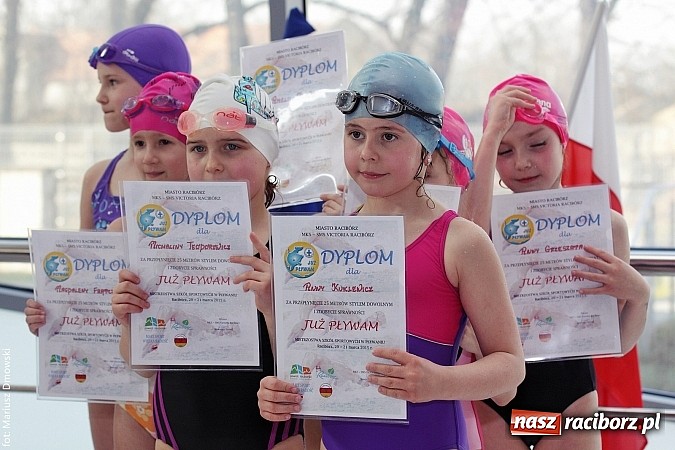 Zdjęcie w galerii na portalu naszraciborz.pl: Pływanie. Zarembik, Bubak i Lesik z brązem w mistrzostwach szkół sportowych wiadomości z regionu