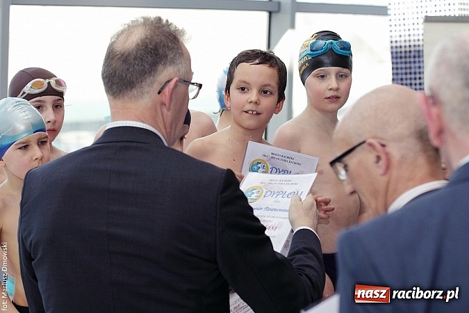 Zdjęcie w galerii na portalu naszraciborz.pl: Pływanie. Zarembik, Bubak i Lesik z brązem w mistrzostwach szkół sportowych wiadomości z regionu