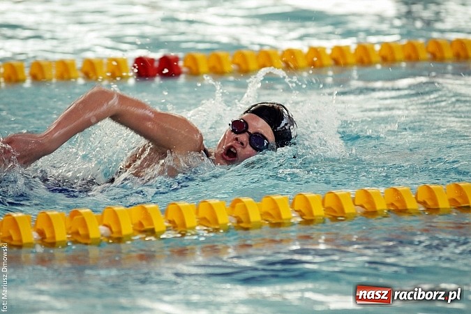 Zdjęcie w galerii na portalu naszraciborz.pl: Pływanie. Zarembik, Bubak i Lesik z brązem w mistrzostwach szkół sportowych wiadomości z regionu