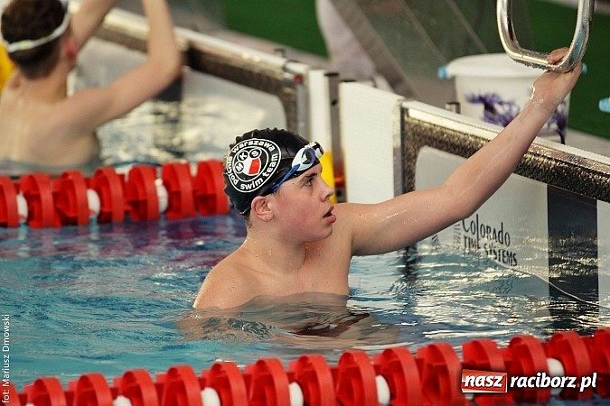 Zdjęcie w galerii na portalu naszraciborz.pl: Pływanie. Zarembik, Bubak i Lesik z brązem w mistrzostwach szkół sportowych wiadomości z regionu