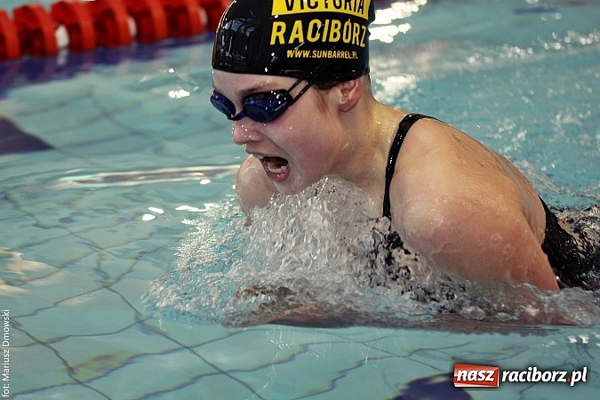 Zdjęcie w galerii na portalu naszraciborz.pl: Pływanie. Zarembik, Bubak i Lesik z brązem w mistrzostwach szkół sportowych wiadomości z regionu