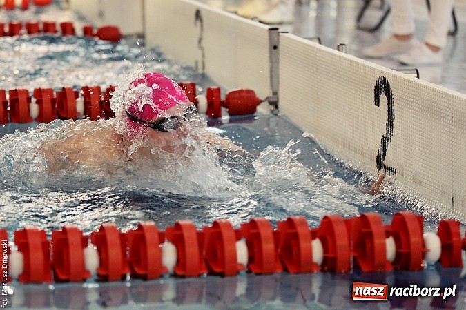 Zdjęcie w galerii na portalu naszraciborz.pl: Pływanie. Zarembik, Bubak i Lesik z brązem w mistrzostwach szkół sportowych wiadomości z regionu