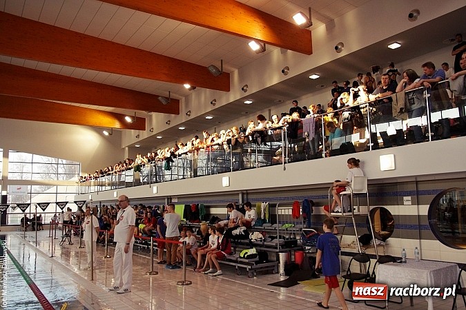 Zdjęcie w galerii na portalu naszraciborz.pl: Pływanie. Zarembik, Bubak i Lesik z brązem w mistrzostwach szkół sportowych wiadomości z regionu