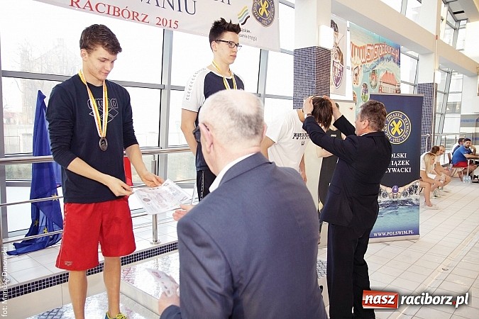 Zdjęcie w galerii na portalu naszraciborz.pl: Pływanie. Zarembik, Bubak i Lesik z brązem w mistrzostwach szkół sportowych wiadomości z regionu