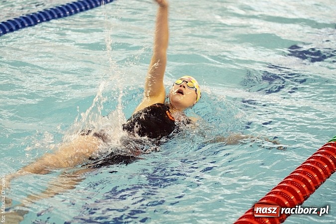 Zdjęcie w galerii na portalu naszraciborz.pl: Pływanie. Zarembik, Bubak i Lesik z brązem w mistrzostwach szkół sportowych wiadomości z regionu
