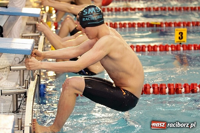 Zdjęcie w galerii na portalu naszraciborz.pl: Pływanie. Zarembik, Bubak i Lesik z brązem w mistrzostwach szkół sportowych wiadomości z regionu