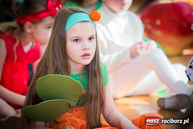 Zdjęcie w galerii na portalu naszraciborz.pl: Kolorowe Dni Otwarte w SP 13 wiadomości z regionu