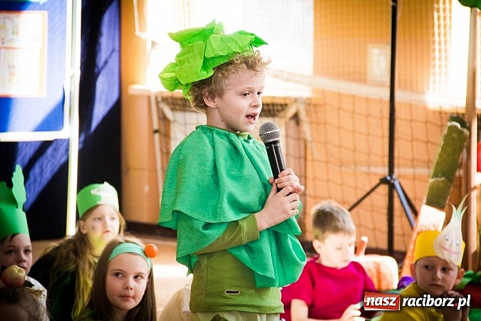 Zdjęcie w galerii na portalu naszraciborz.pl: Kolorowe Dni Otwarte w SP 13 wiadomości z regionu