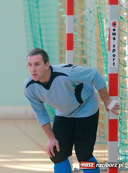 Zdjęcie w galerii na portalu naszraciborz.pl: Halowe zmagania w Arenie Rafako. Puchar Racibora pojechał do Pyskowic. Zespoły z Raciborza poza podium wiadomości z regionu