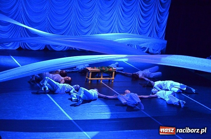 Zdjęcie w galerii na portalu naszraciborz.pl: Wszystko o Mojej ławeczce Skazy. Foto, wideo i mp3  wiadomości z regionu