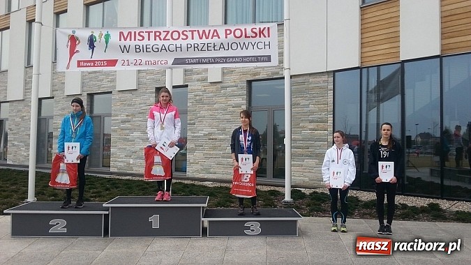 Zdjęcie w galerii na portalu naszraciborz.pl: Biegi przełajowe. Złota Ania wiadomości z regionu