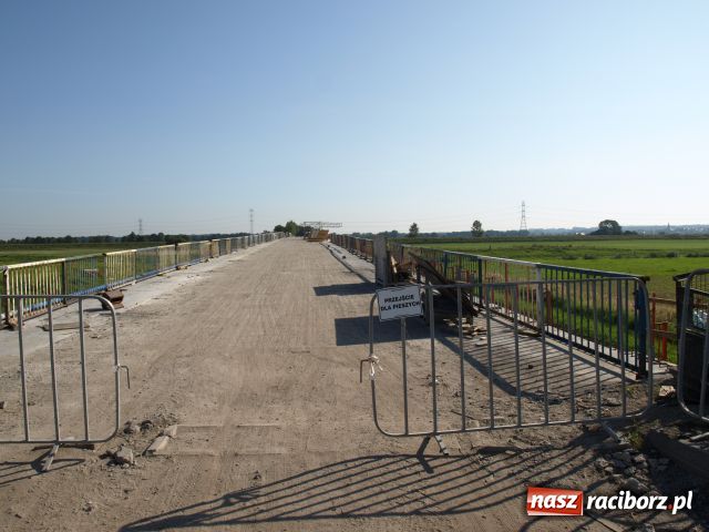 Zdjęcie w galerii na portalu naszraciborz.pl: Kto wie, ten jedzie NA SKRÓTY wiadomości z regionu