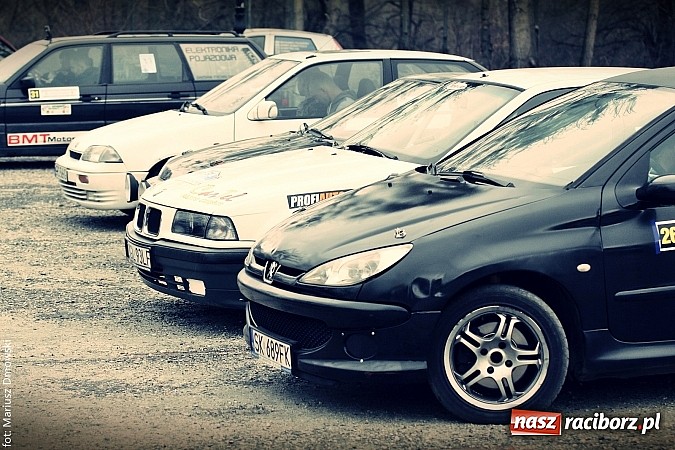 Zdjęcie w galerii na portalu naszraciborz.pl: Rajdowa niedziela w Kuźni Raciborskiej  wiadomości z regionu