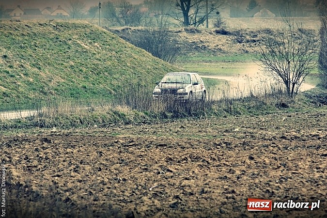 Zdjęcie w galerii na portalu naszraciborz.pl: Rajdowa niedziela w Kuźni Raciborskiej  wiadomości z regionu