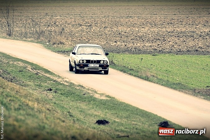 Zdjęcie w galerii na portalu naszraciborz.pl: Rajdowa niedziela w Kuźni Raciborskiej  wiadomości z regionu