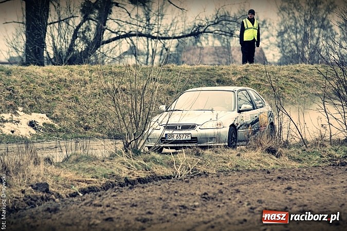 Zdjęcie w galerii na portalu naszraciborz.pl: Rajdowa niedziela w Kuźni Raciborskiej  wiadomości z regionu