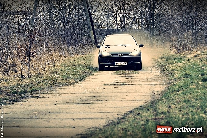 Zdjęcie w galerii na portalu naszraciborz.pl: Rajdowa niedziela w Kuźni Raciborskiej  wiadomości z regionu