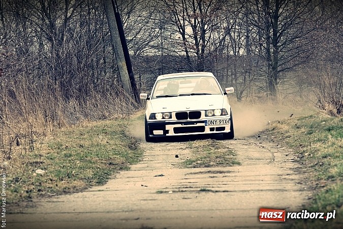 Zdjęcie w galerii na portalu naszraciborz.pl: Rajdowa niedziela w Kuźni Raciborskiej  wiadomości z regionu