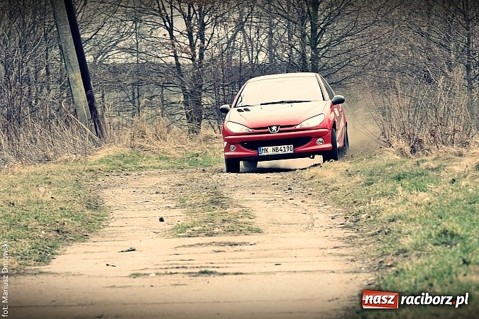 Zdjęcie w galerii na portalu naszraciborz.pl: Rajdowa niedziela w Kuźni Raciborskiej  wiadomości z regionu