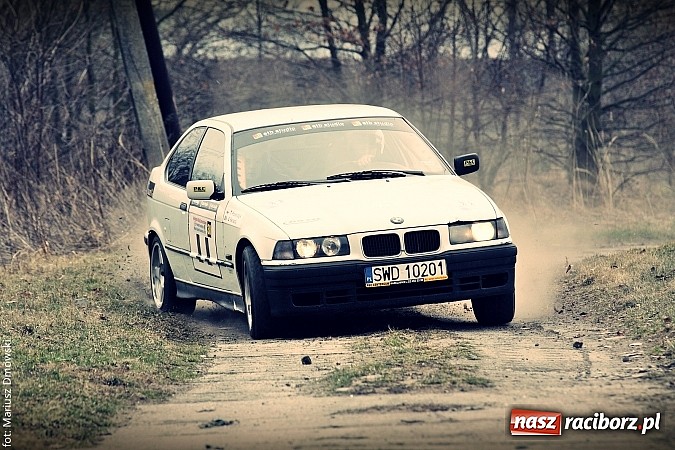 Zdjęcie w galerii na portalu naszraciborz.pl: Rajdowa niedziela w Kuźni Raciborskiej  wiadomości z regionu