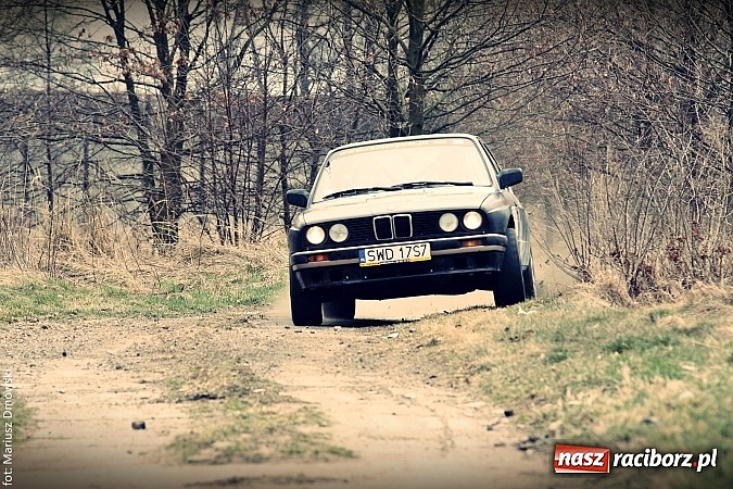 Zdjęcie w galerii na portalu naszraciborz.pl: Rajdowa niedziela w Kuźni Raciborskiej  wiadomości z regionu