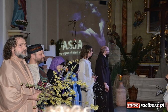 Zdjęcie w galerii na portalu naszraciborz.pl: Pasja według Marii Valtorty w Krzyżanowicach wiadomości z regionu