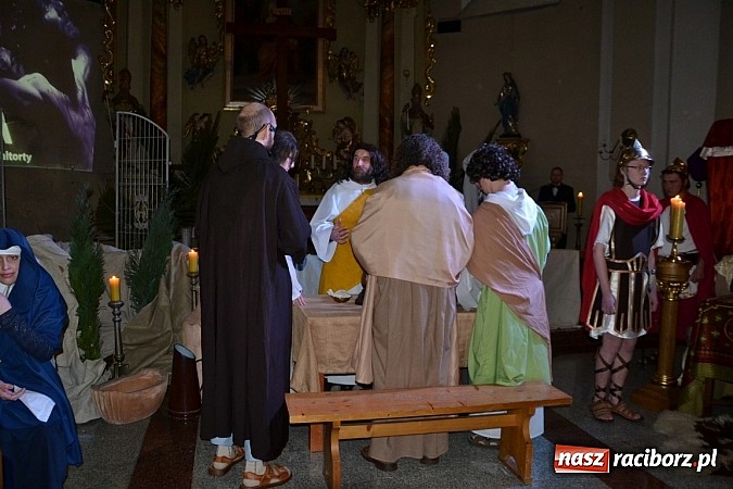 Zdjęcie w galerii na portalu naszraciborz.pl: Pasja według Marii Valtorty w Krzyżanowicach wiadomości z regionu