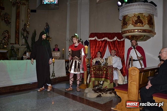 Zdjęcie w galerii na portalu naszraciborz.pl: Pasja według Marii Valtorty w Krzyżanowicach wiadomości z regionu