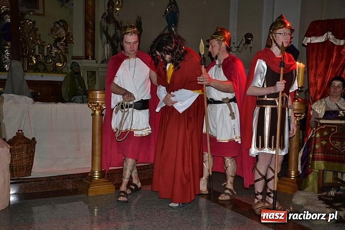 Zdjęcie w galerii na portalu naszraciborz.pl: Pasja według Marii Valtorty w Krzyżanowicach wiadomości z regionu