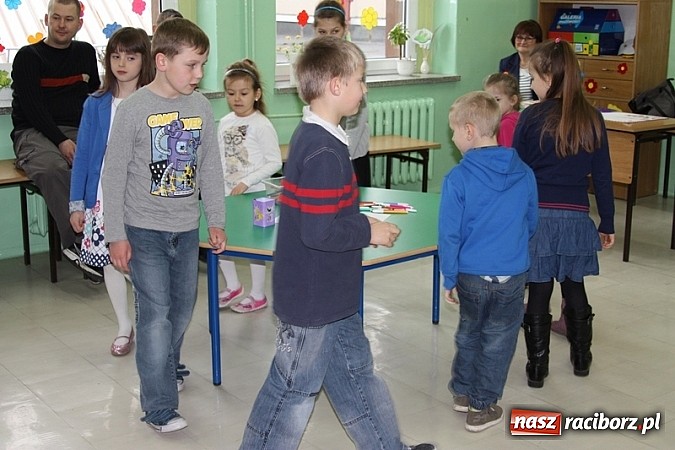 Zdjęcie w galerii na portalu naszraciborz.pl: Katolicka niepubliczna szkoła w Sudole miała dzień otwarty wiadomości z regionu