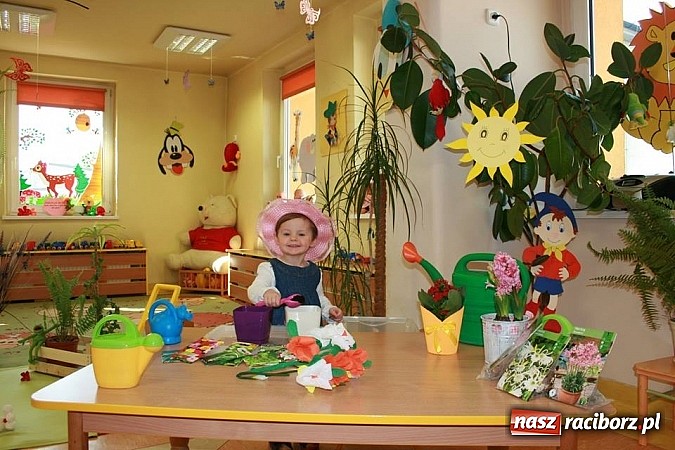 Zdjęcie w galerii na portalu naszraciborz.pl: Dzień Uśmiechu w Żłobku po raz 10 wiadomości z regionu