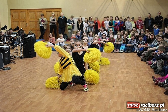 Zdjęcie w galerii na portalu naszraciborz.pl: Wiosenne warsztaty z przedszkolakami w ZSOMS wiadomości z regionu