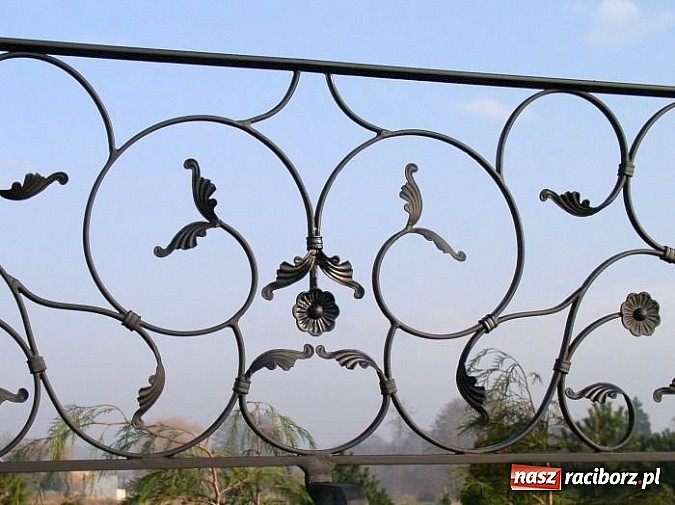 Zdjęcie w galerii na portalu naszraciborz.pl: Wykuj swój styl i wybierz najlepsze ogrodzenie z firmą FERKON wiadomości z regionu