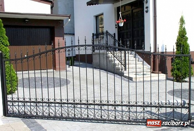 Zdjęcie w galerii na portalu naszraciborz.pl: Wykuj swój styl i wybierz najlepsze ogrodzenie z firmą FERKON wiadomości z regionu